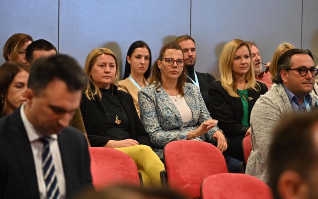 MAGYAR NAP ÉS ARANYÉRMEK