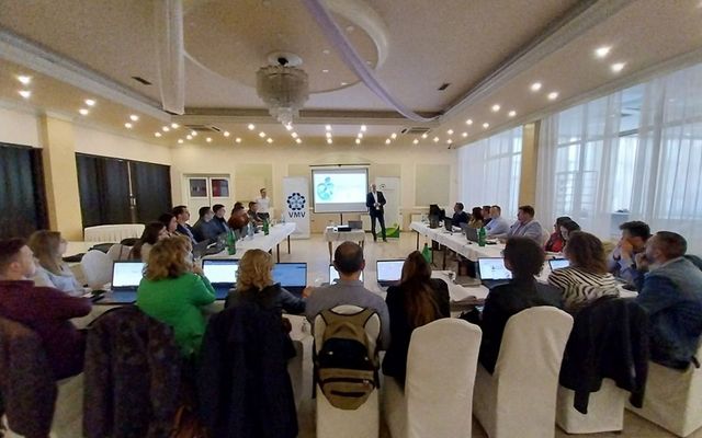 "LinkedIn 4 Business" workshop