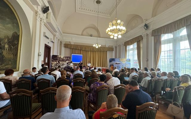 A Kárpát-Haza Kulturális és Gazdasági Konferencián Jászberényben