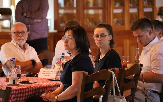 Generációváltást támogató online képzési program zárórendezvénye