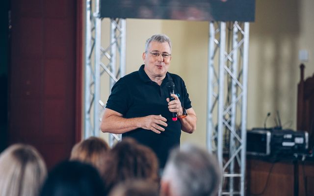 Connect + Grow üzleti konferencia első napja Palicsfürdőn
