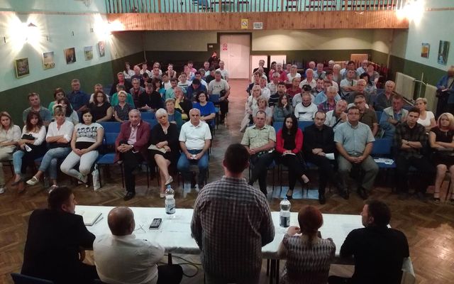 IV. pályázati körrel kapcsolatos tájékoztató lakossági fórum Muzslyán (képek)