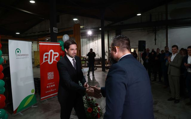 FOP kft. kiemelt jelentőségű közepes gazdasági fejlesztés ünnepélyes átadása 