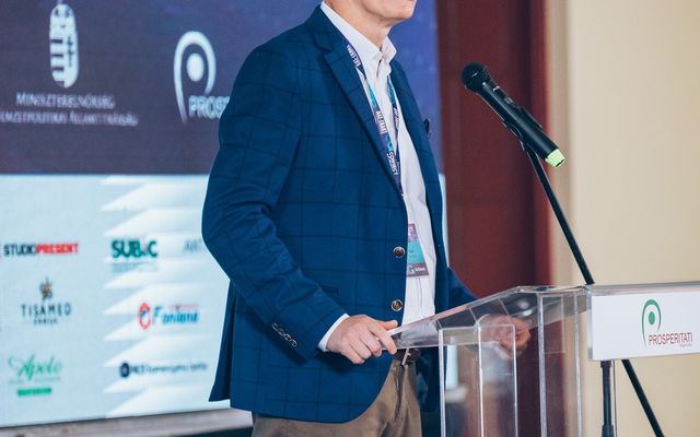 Connect + Grow üzleti konferencia első napja Palicsfürdőn