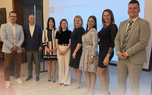 HATÁROKON ÁTÍVELŐ SZAKMAI PARTNERSÉG