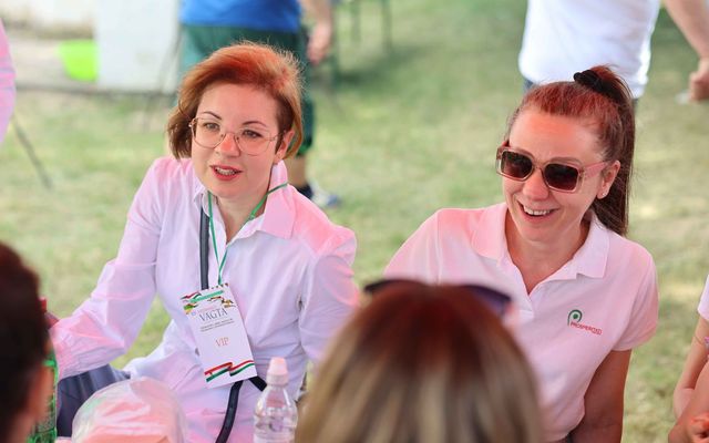 A PROSPERITATI SÁTRÁNÁL IS ROTYOGOTT A PÖRKÖLT A VÁGTÁN 