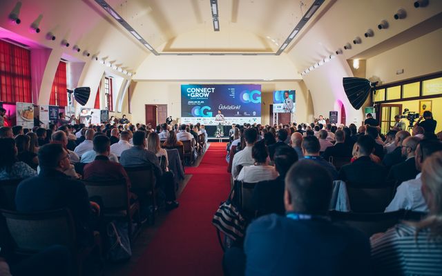 Connect + Grow üzleti konferencia első napja Palicsfürdőn