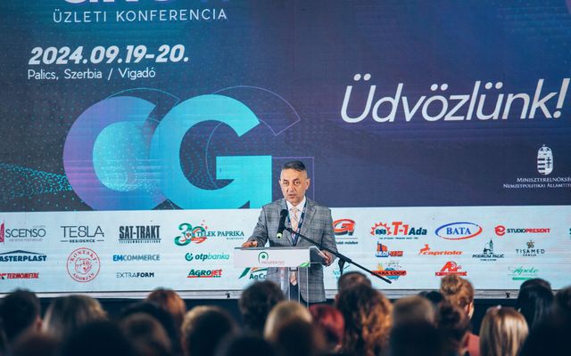 Connect + Grow üzleti konferencia első napja Palicsfürdőn