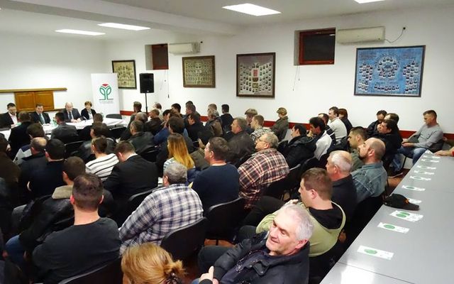 A Prosperitati Alapítvány pályázatainak ismertetése, Kishegyes (képek)