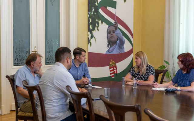 Folyamatban az összesítő munka – halad a gazdaságfejlesztési stratégia kidolgozása