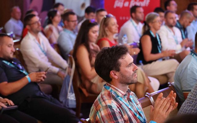 Connect + Grow üzleti konferencia Palicson 