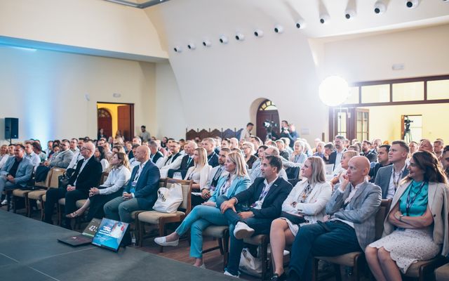 Connect +Grow 2. nap: az első órák izgalma
