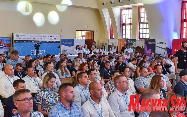 Az erős vajdasági magyar vállalkozói közösség fejlődését szolgálja a Connect&Grow konferencia