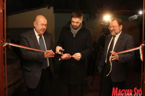 Az első lépés sikeres