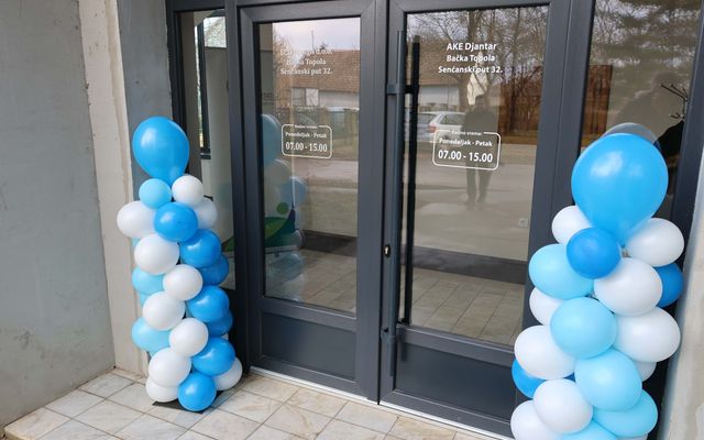 A topolyai Ake-Djantar Kft. közepes léptékű gazdasági fejlesztés ünnepélyes átadása 