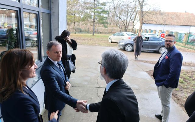 A topolyai Ake-Djantar Kft. közepes léptékű gazdasági fejlesztés ünnepélyes átadása 