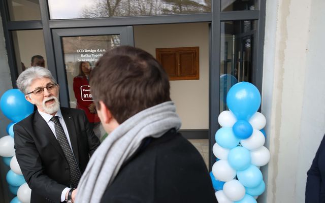 A topolyai Ake-Djantar Kft. közepes léptékű gazdasági fejlesztés ünnepélyes átadása 