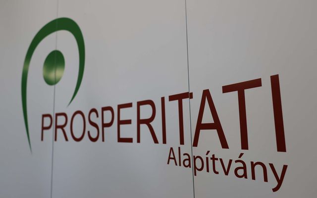 A topolyai Ake-Djantar Kft. közepes léptékű gazdasági fejlesztés ünnepélyes átadása 