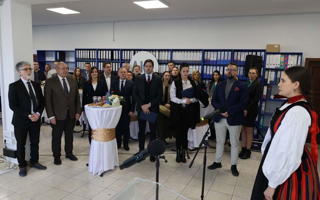 A topolyai Ake-Djantar Kft. közepes léptékű gazdasági fejlesztés ünnepélyes átadása 