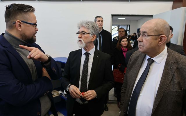 A topolyai Ake-Djantar Kft. közepes léptékű gazdasági fejlesztés ünnepélyes átadása 
