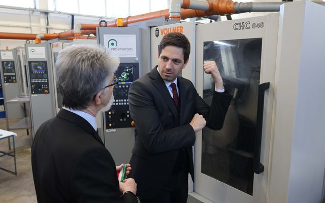 A topolyai Ake-Djantar Kft. közepes léptékű gazdasági fejlesztés ünnepélyes átadása 