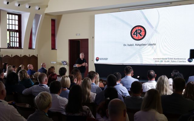 Connect + Grow üzleti konferencia első napja Palicsfürdőn
