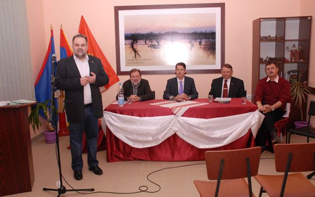 Ismertető a második körös pályázatokról, Székelykeve (képek)