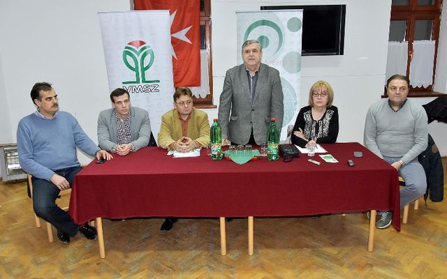 A Prosperitati Alapítvány pályázatainak ismertetése, Csóka (képek)