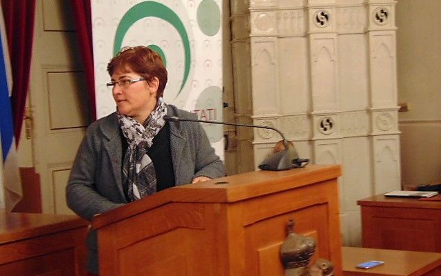 IV. pályázati körrel kapcsolatos tájékoztató lakossági fórum Zomborban (képek)