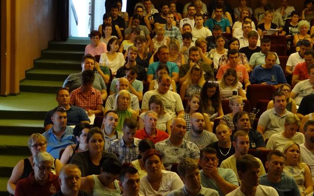 Pályakezdők vállalkozóvá válásának támogatási pályázata, második képzés (képek)