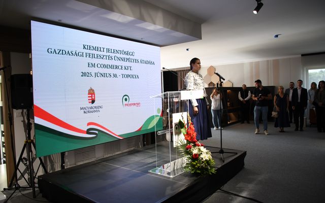 EM Commerce Kft. kiemelt jelentőségű gazdasági fejlesztés ünnepélyes átadása 