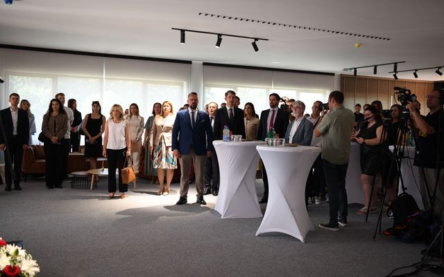 EM Commerce Kft. kiemelt jelentőségű gazdasági fejlesztés ünnepélyes átadása 