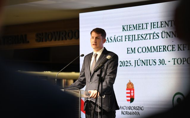 EM Commerce Kft. kiemelt jelentőségű gazdasági fejlesztés ünnepélyes átadása 