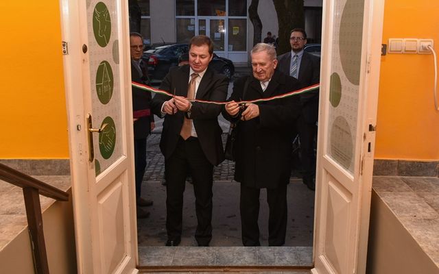 Megnyílt a zentai iroda is 