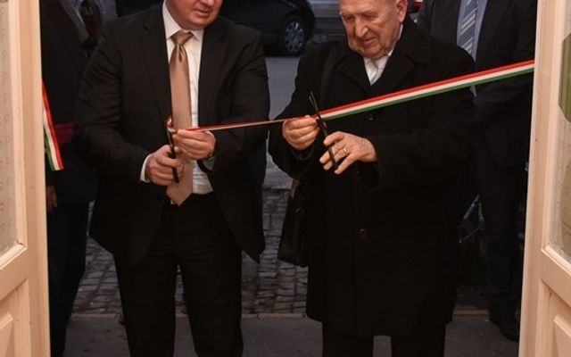 Prosperitati Alapítvány irodamegnyitója, Zenta (képek)
