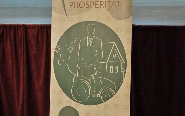 IV. pályázati körrel kapcsolatos tájékoztató lakossági fórum Óbecsén (képek)