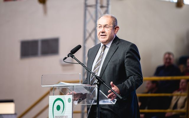 Ünnepélyes szerződésaláírás Zentán (képek)