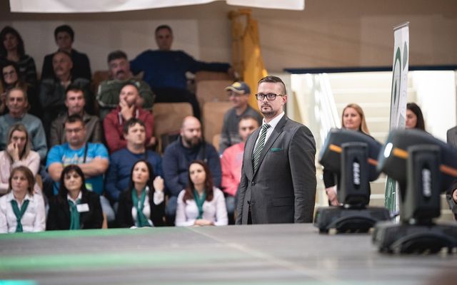 Ünnepélyes szerződésaláírás Zentán (képek)