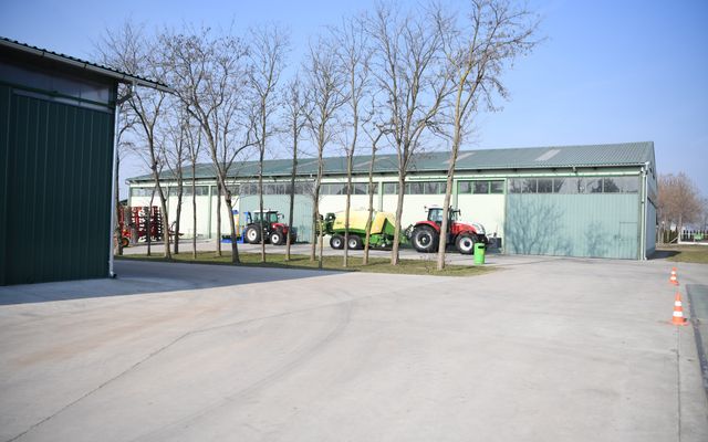 Balassa farm kiemelt jelentőségű közepes- és nagyléptékű gazdasági fejlesztés ünnepélyes átadása
