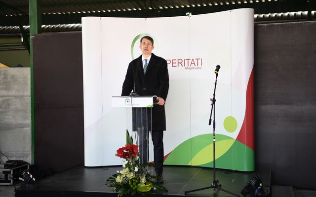 Balassa farm kiemelt jelentőségű közepes- és nagyléptékű gazdasági fejlesztés ünnepélyes átadása