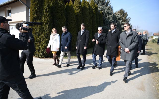 Balassa farm kiemelt jelentőségű közepes- és nagyléptékű gazdasági fejlesztés ünnepélyes átadása