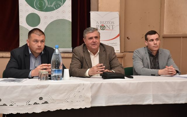 Ismertető a második körös pályázatokról, Felsőhegy (képek)
