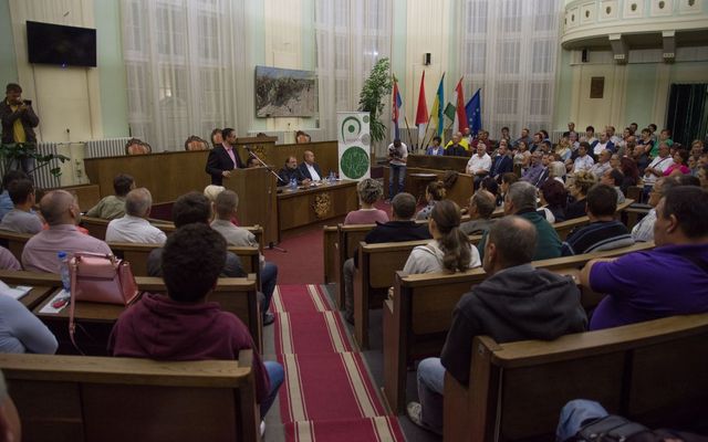 IV. pályázati körrel kapcsolatos tájékoztató lakossági fórum Zentán (képek)