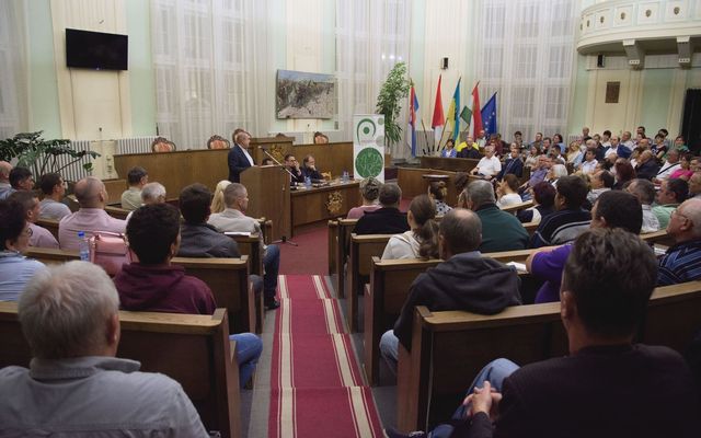 IV. pályázati körrel kapcsolatos tájékoztató lakossági fórum Zentán (képek)