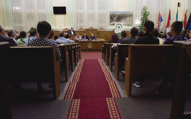 IV. pályázati körrel kapcsolatos tájékoztató lakossági fórum Zentán (képek)