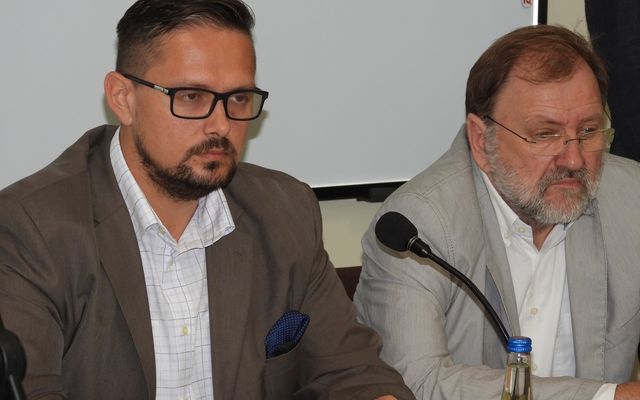 Közvitán az idegenforgalmi stratégia (képek)