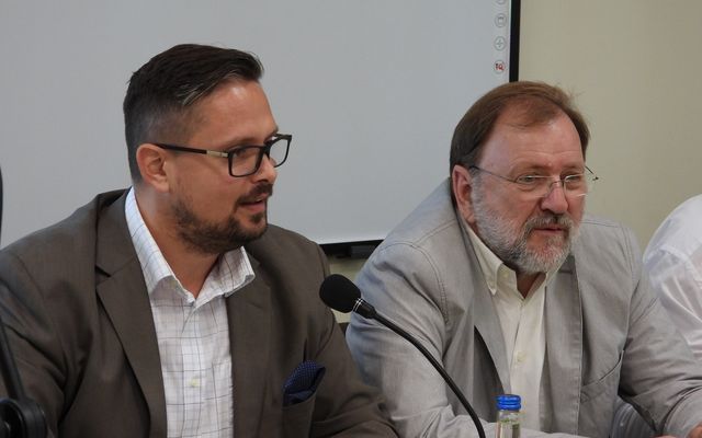 Közvitán az idegenforgalmi stratégia (képek)
