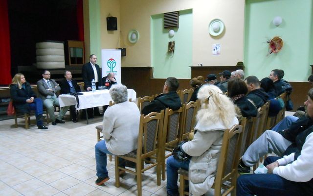 A Prosperitati Alapítvány pályázatainak ismertetése, Kelebia (képek)