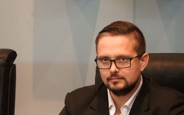 Szerződésaláírás a 6. pályázati körben meghirdetett – Falusi házak vásárlását célzó vissza nem térítendő támogatás kapcsán (képek)