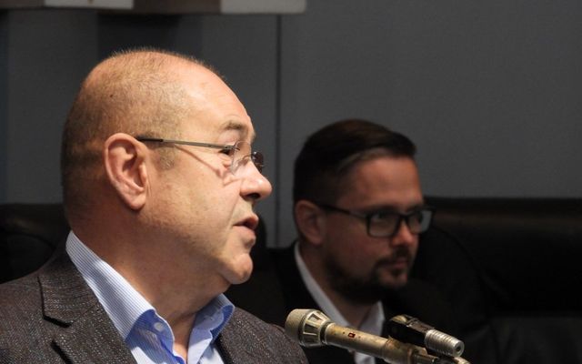 Szerződésaláírás a 6. pályázati körben meghirdetett – Falusi házak vásárlását célzó vissza nem térítendő támogatás kapcsán (képek)